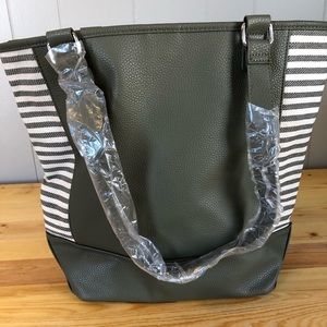 ThirtyOne Colorblock Tote